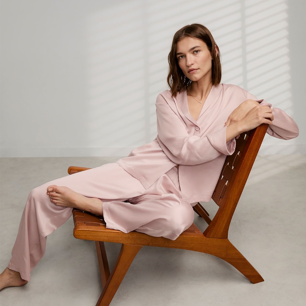 Lunya Washable Silk Long Sleeve Pant Set Size SDelicate Pink / S